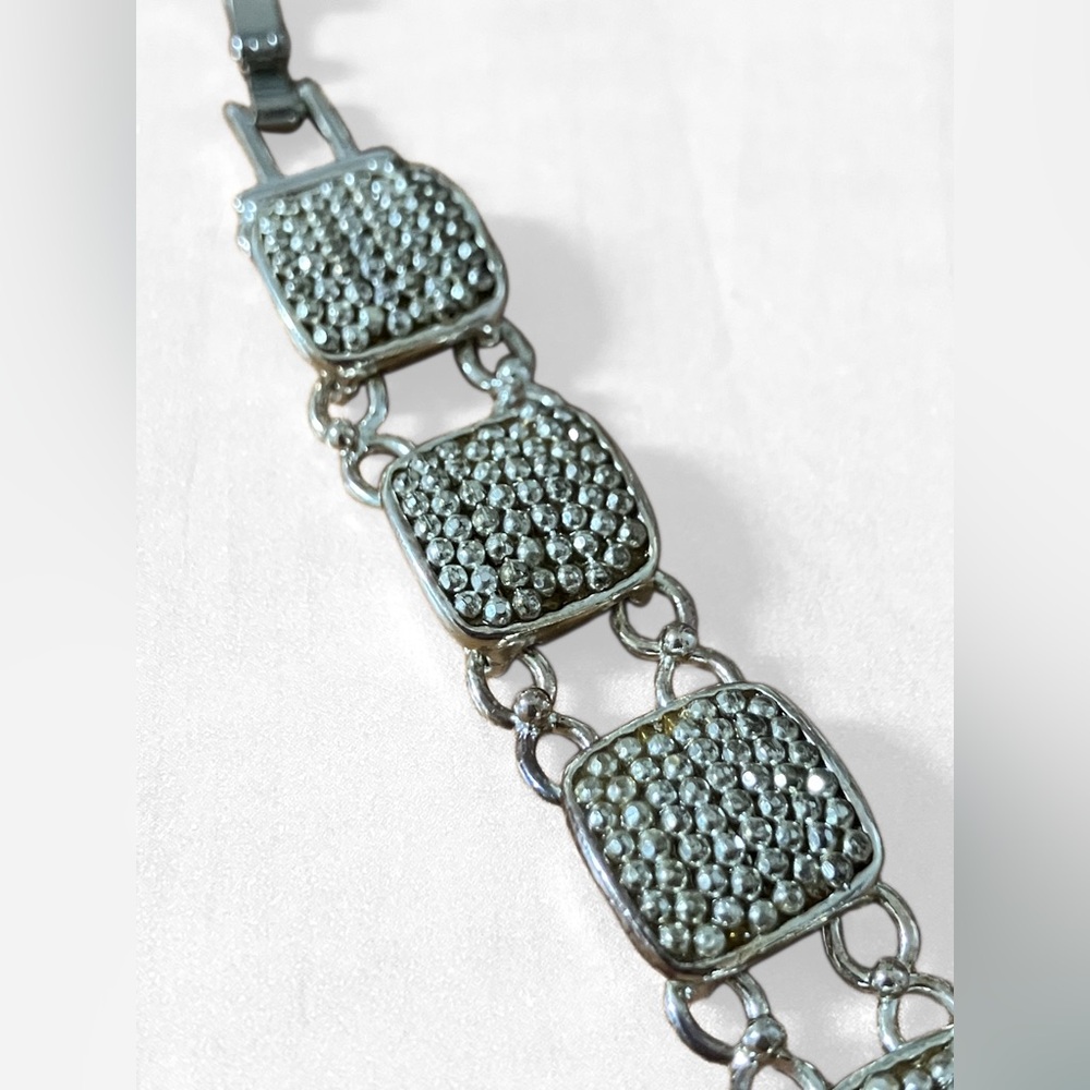Vintage Liz Claiborne silver tone bracelet.